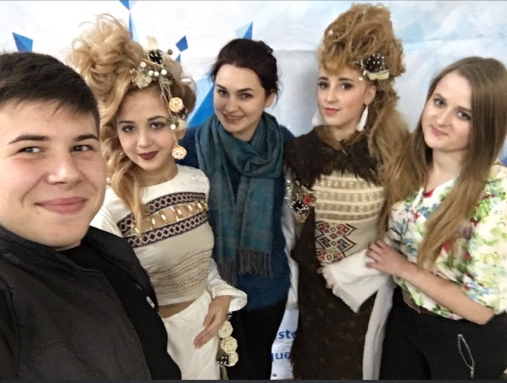 Детальніше про статтю Півфінал Всеукраїнського конкурсу “Снігова королева Estel-2016”