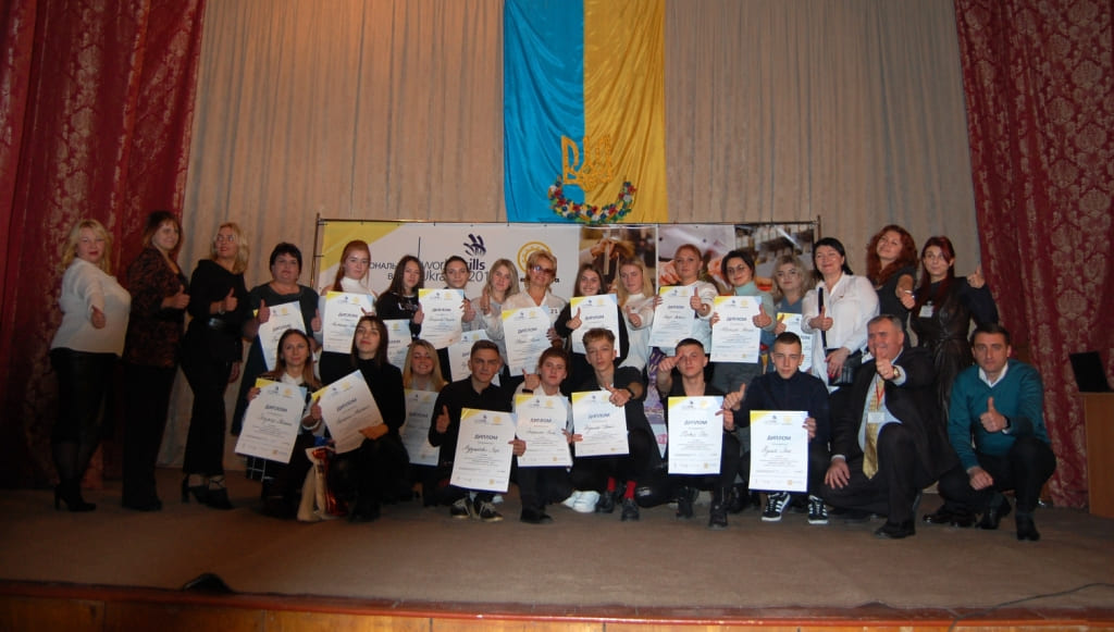 Детальніше про статтю І етап Всеукраїнського конкурсу «World Skills Ukraine Львівщини-2019» за компетенцією «Перукарське мистецтво»