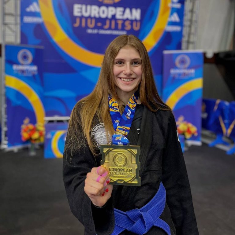 Детальніше про статтю Анна Торконяк- Чемпіонка Європи European Jiu-Jitsu IBJJF в категоріі юніорки