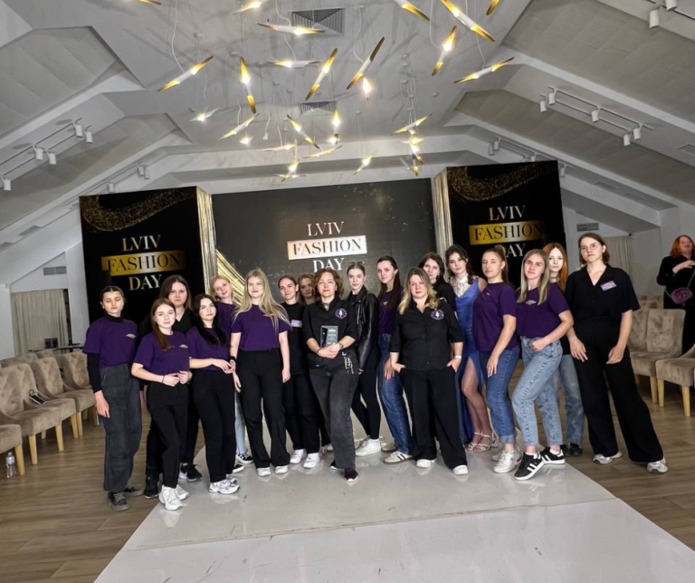 Детальніше про статтю Lviv Fashion Day…Робота кипить!