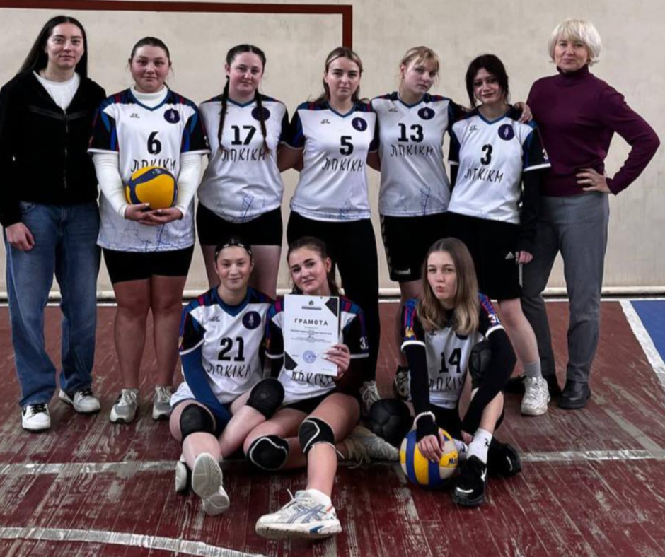 Детальніше про статтю Наші волейболістки у фіналі! Вітаємо збірну з перемогою у зональних змаганнях