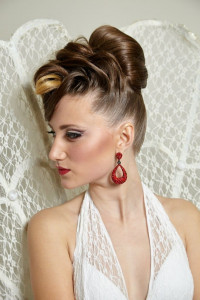 роботи перукарів, візажистів